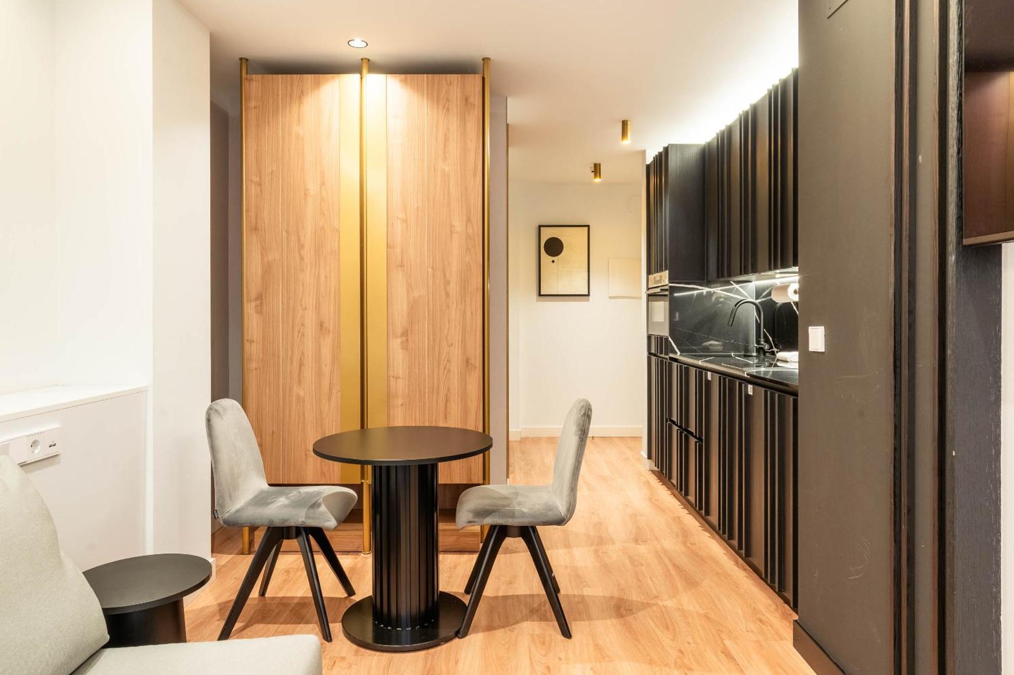 Limehome San Sebastian Zubieta Kalea Ngoại thất bức ảnh