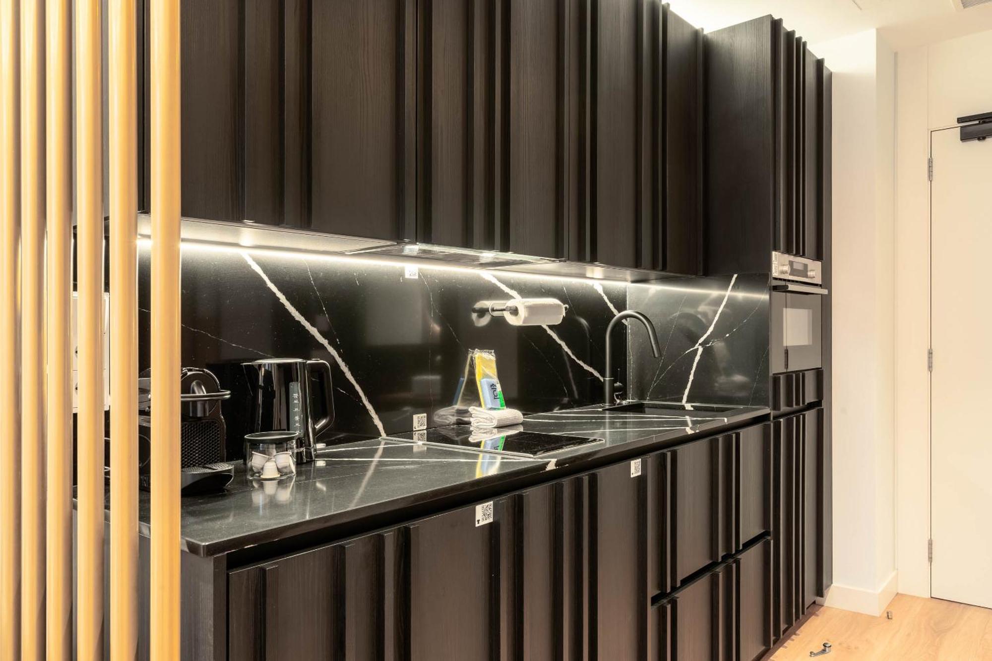 Limehome San Sebastian Zubieta Kalea Ngoại thất bức ảnh